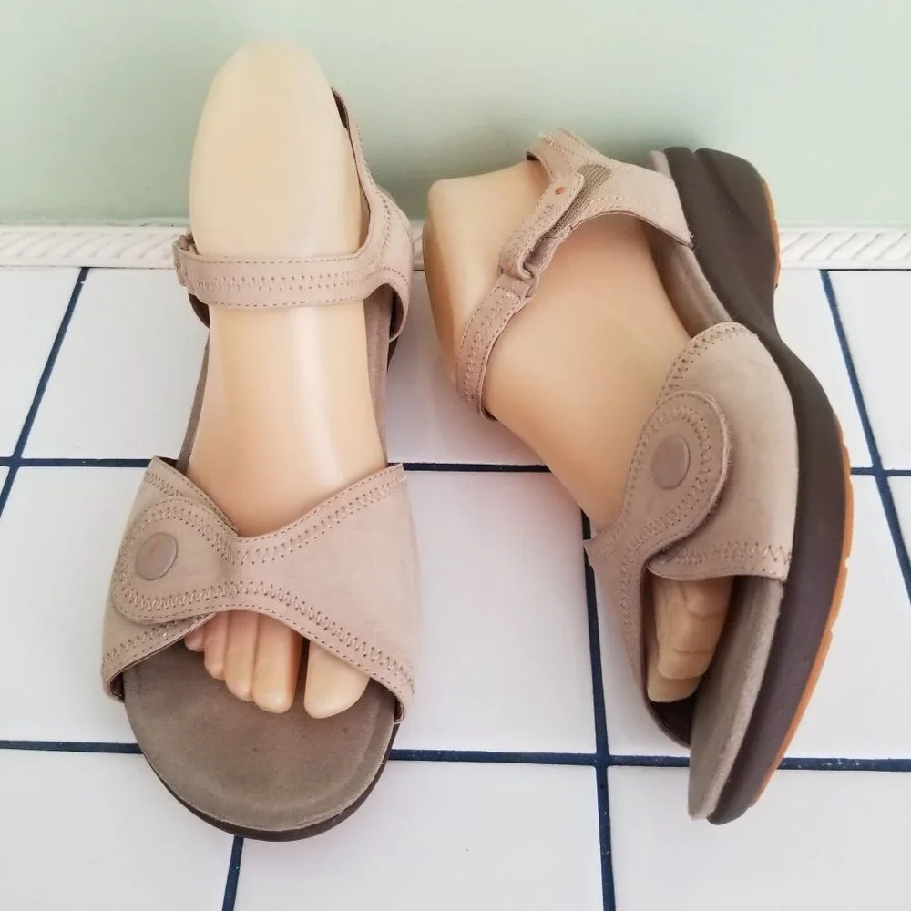 Dansko 40‎ Sand Tan Leather Sandals Platform Chunky Open Toe 9.5 10 IRIS